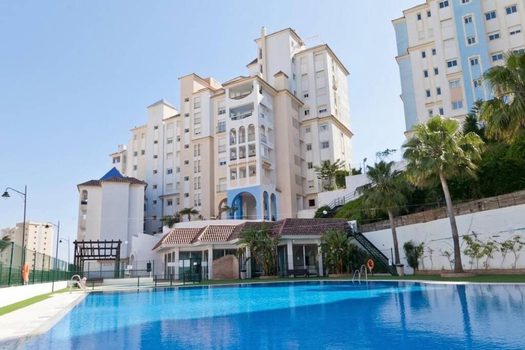 Puerto Blanco Apartment Estepona Bagian luar foto